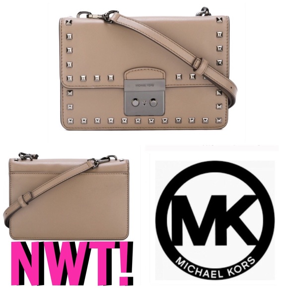 michael kors envelope crossbody